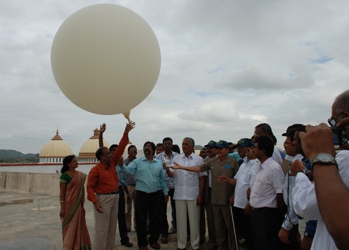 Radiosonde Observation at Jay Prakash Narayan College,  Mehbubnagar, Hyderebad during  IGOC-CAIPEEX-II